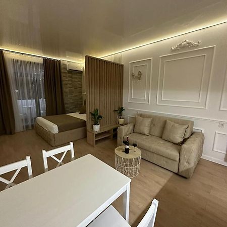 Moonlight Apart-Hotel Batumi Exterior photo