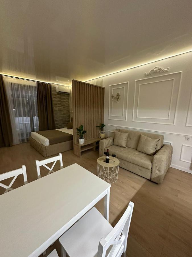 Moonlight Apart-Hotel Batumi Exterior photo