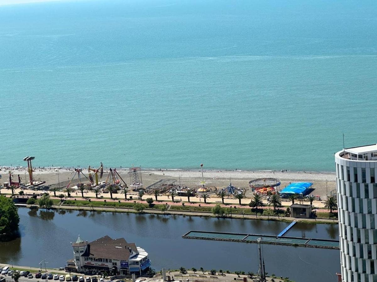 Moonlight Apart-Hotel Batumi Exterior photo