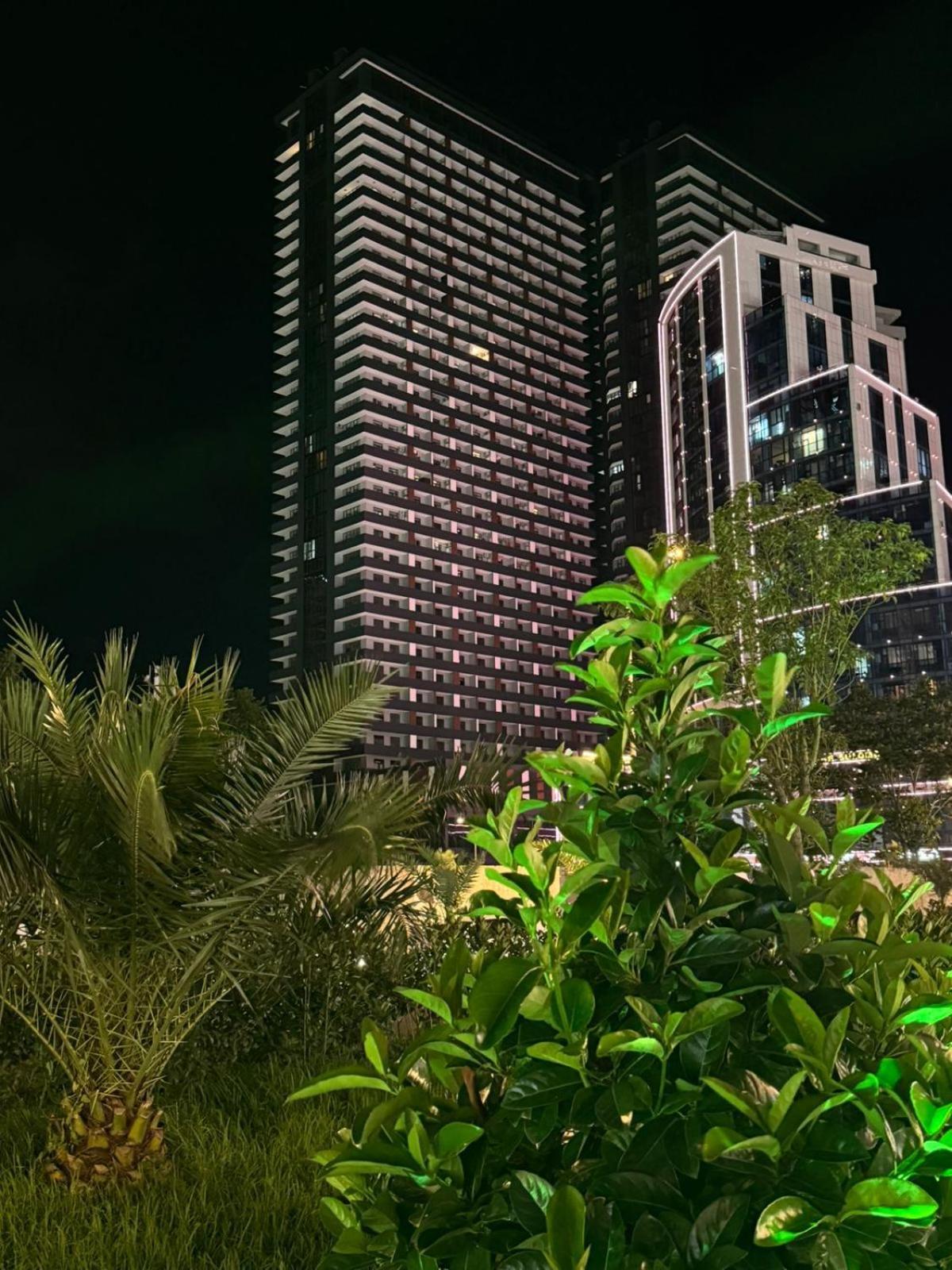 Moonlight Apart-Hotel Batumi Exterior photo