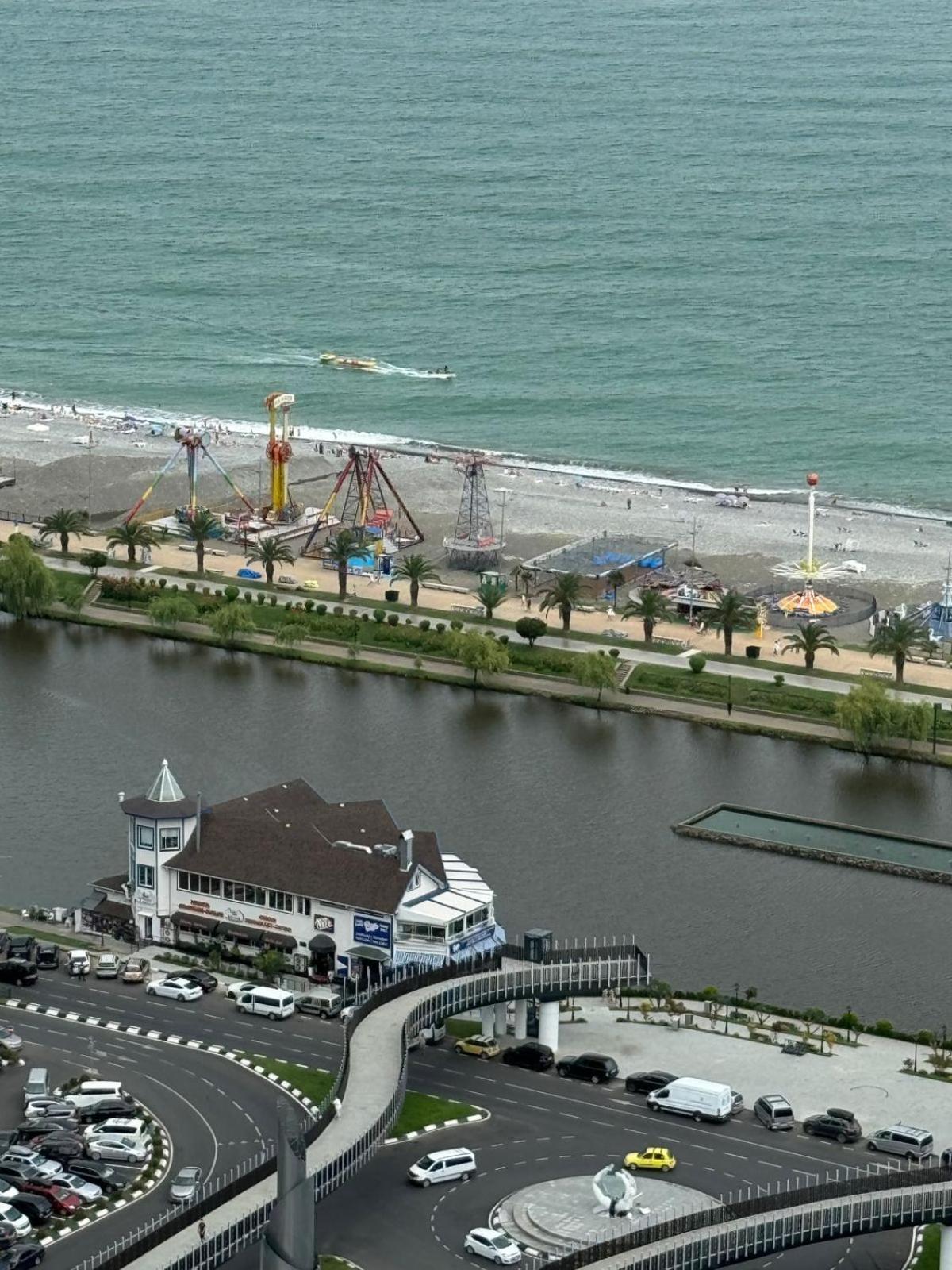 Moonlight Apart-Hotel Batumi Exterior photo